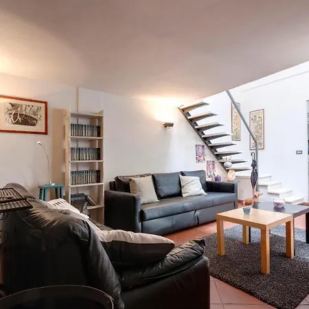 Brancacci District Apartment